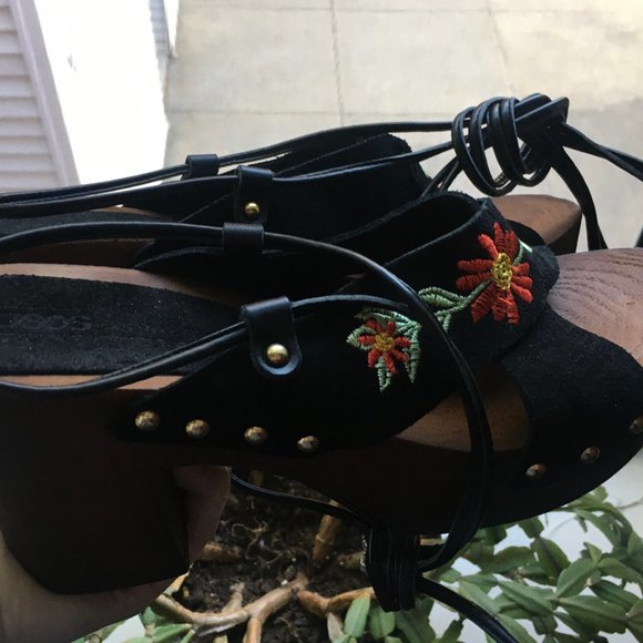 ASOS Embroidered Wood Platform Sandals - Picture 8 of 10